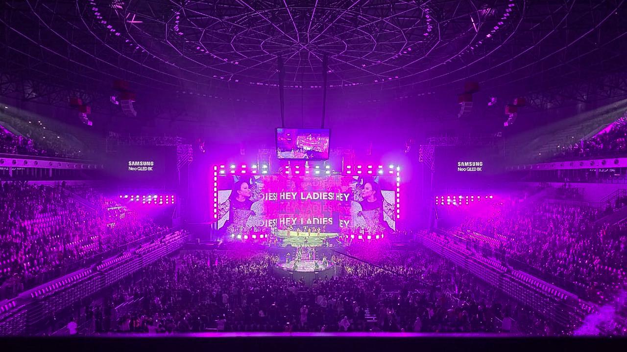 Samsung Vision AI Dukung Konser Rossa Here I Am, Menakjubkan Bagi 12 Ribu Penonton